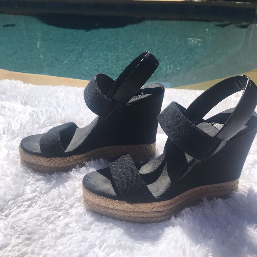 Tory Burch Adonis Black Wedges - Picture 3 of 7